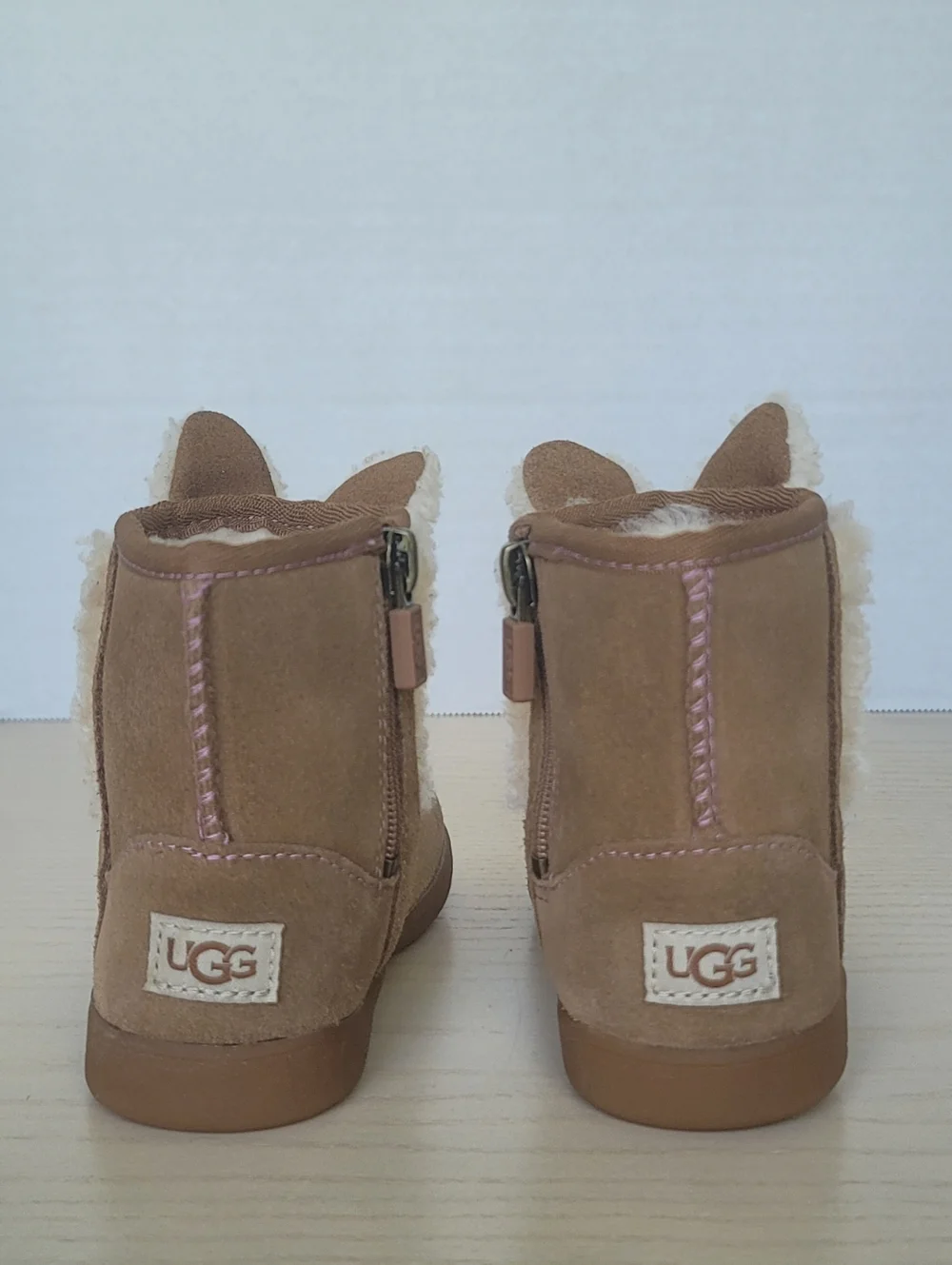 UGG Classic Llama Stuffie Tan Suede  Boots Size Toddler 6